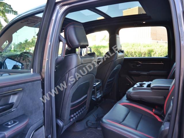 2022 دودج رام تي ار اكس