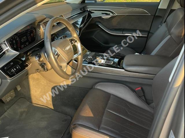 2019 اودي اي 8 ال