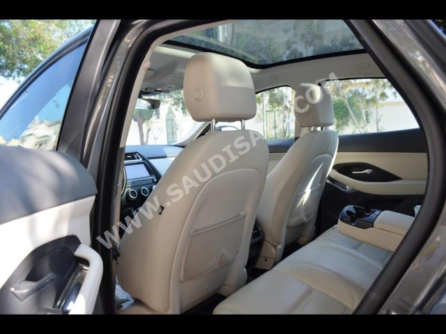 2019 جاكوار اي-بيس