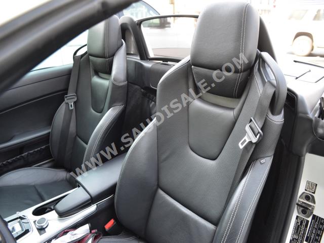 2019 Mercedes-Benz SLC 300