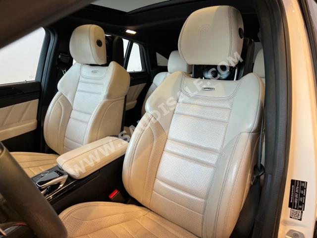 2016 مرسيدس - بنز جي إل إي 63إس أي إم جي