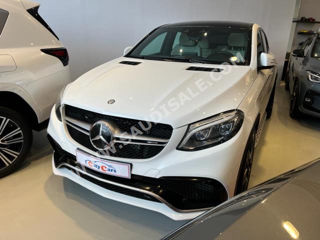 2016 مرسيدس - بنز جي إل إي 63إس أي إم جي