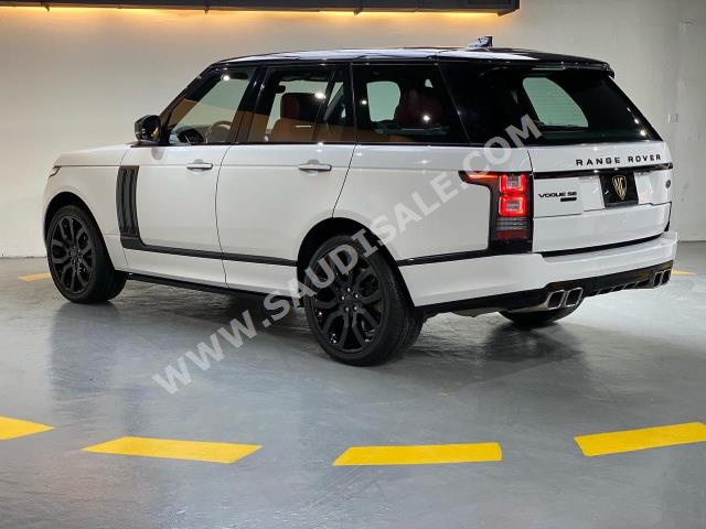 2017 Land Rover Range Rover Vogue SE Supercharged