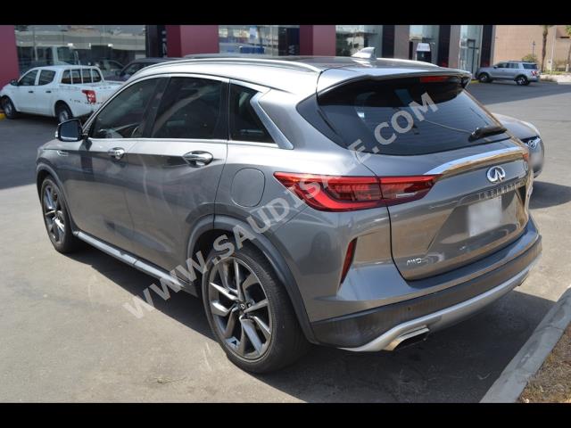 2021 انفينيتي كيو اكس 50