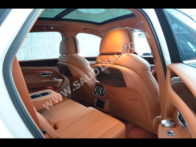 2021 بنتلي بنتايجا