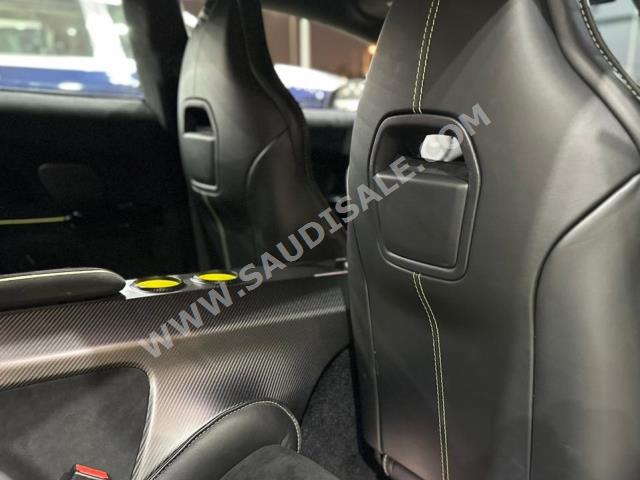 2019 Aston Martin Rapide