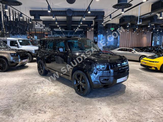 2023 لاند روفر ديفيندر 110