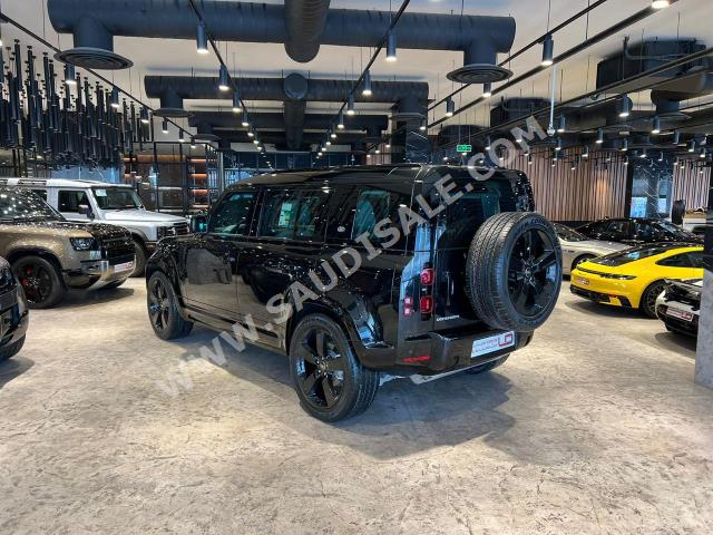 2023 لاند روفر ديفيندر 110