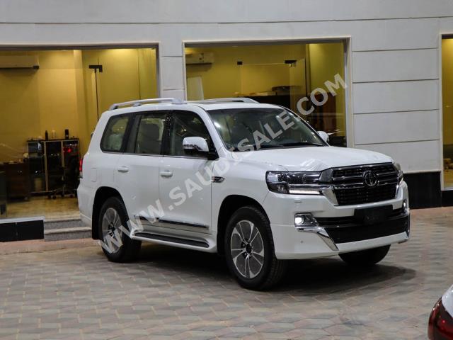 2021 Toyota Land Cruiser GXR