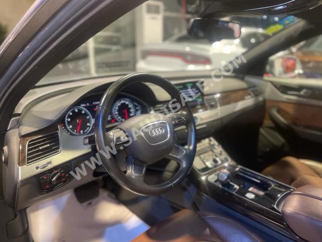 2011 اودي اي 8 ال