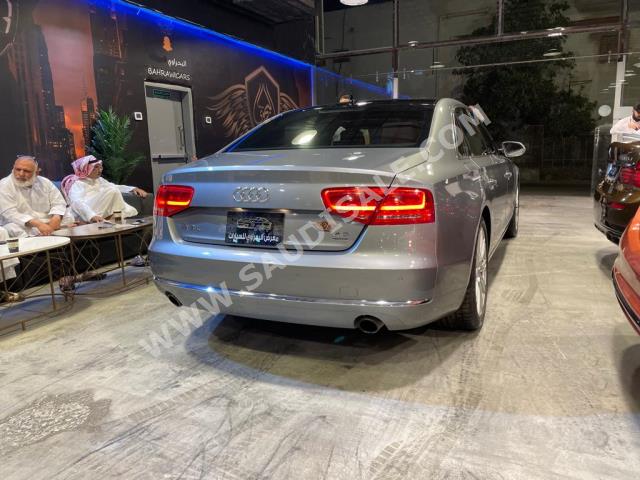 2011 اودي اي 8 ال