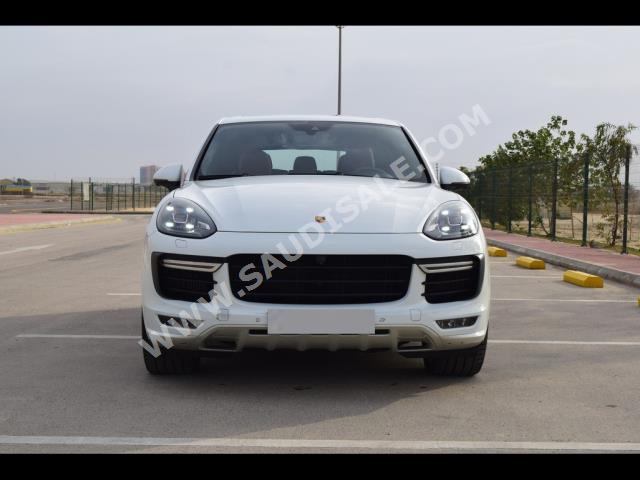 2016 بورش كايين جي تي اس