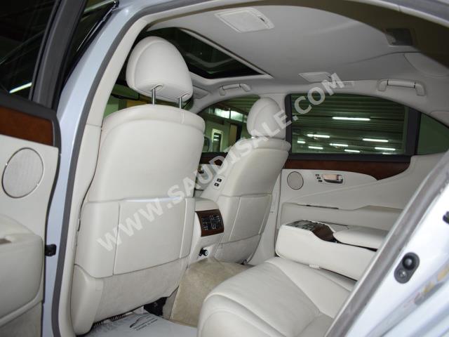 2012 Lexus LS 460 L