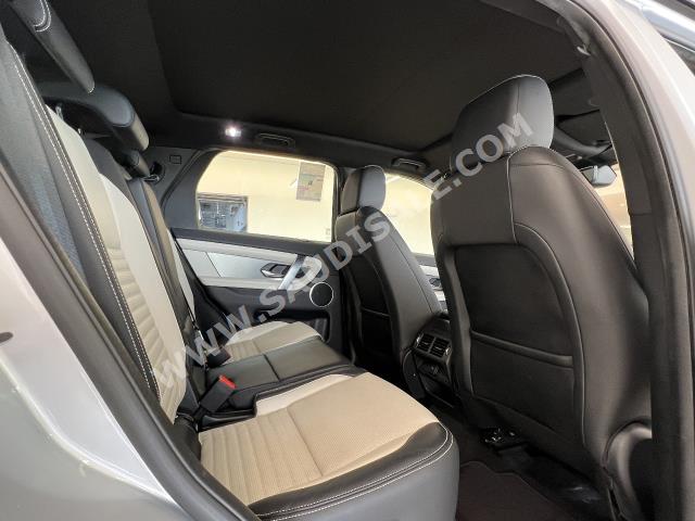 2021 لاند روفر ديسكفري سبورت