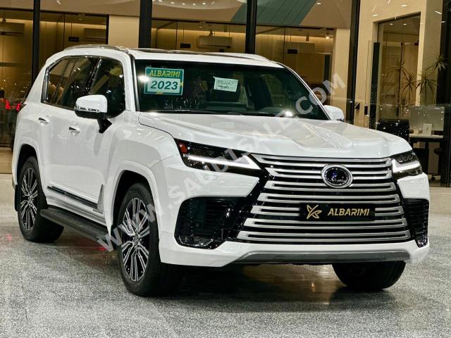 2023 لكزس إل إكس 600