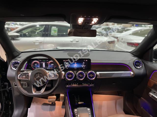 2022 مرسيدس - بنز جي إل بي 200