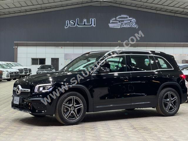 2022 مرسيدس - بنز جي إل بي 200