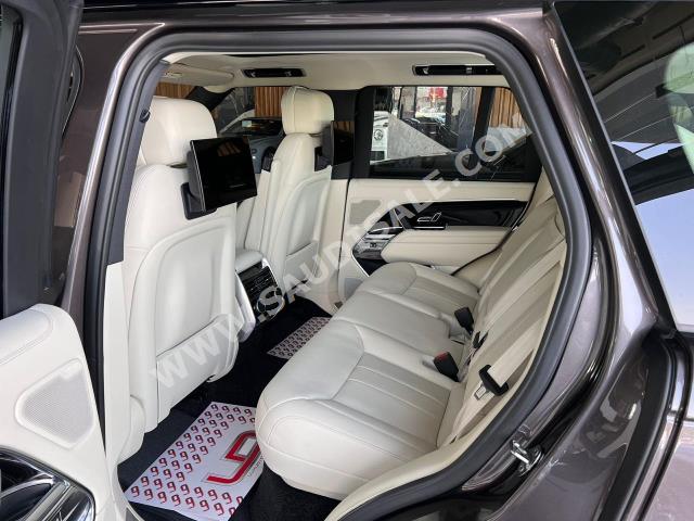 2024 لاند روفر رينج روفر اتش اس اي