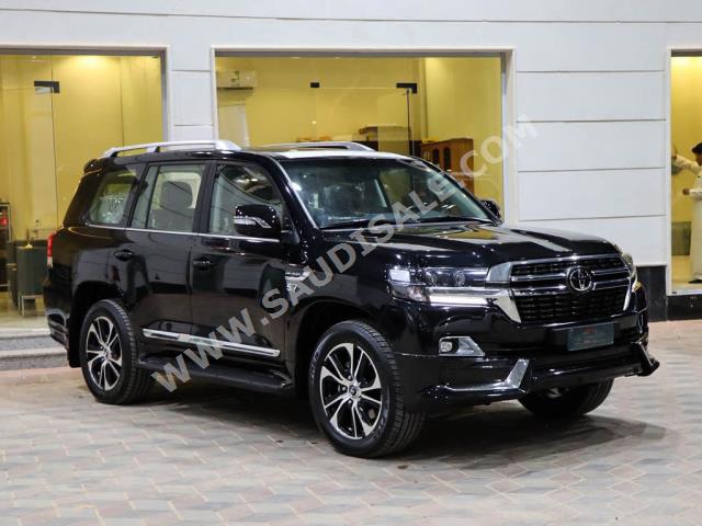 2021 Toyota Land Cruiser VXR