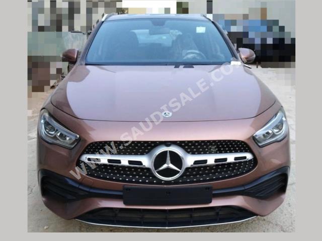 2023 مرسيدس - بنز جي إل أي 200