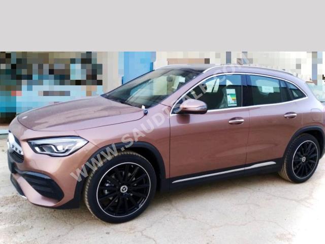 2023 مرسيدس - بنز جي إل أي 200