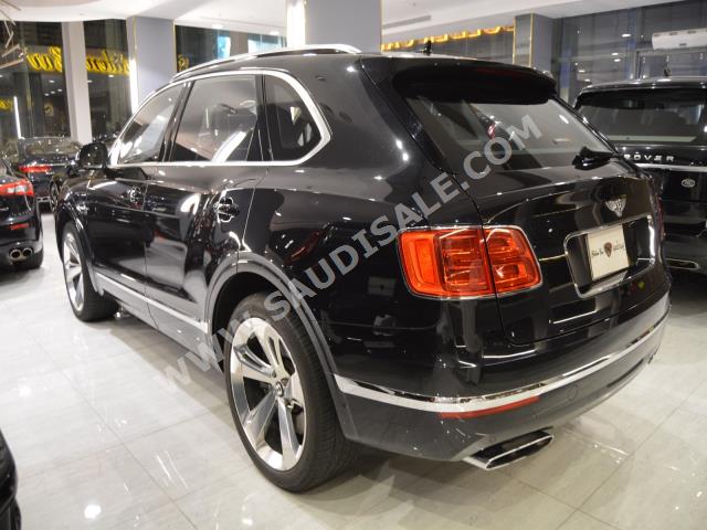 2018 بنتلي بنتايجا