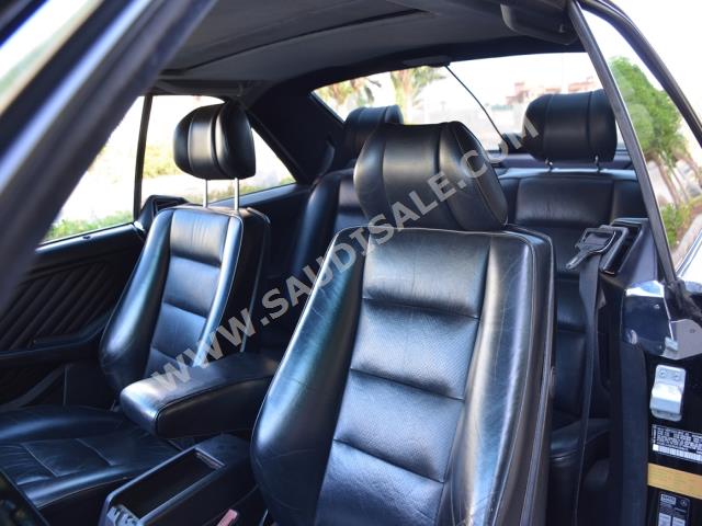 1990 مرسيدس - بنز إس إي سي 560