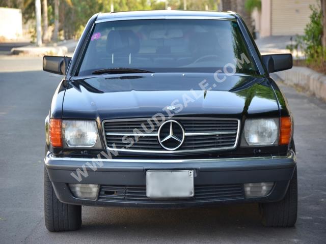 1990 مرسيدس - بنز إس إي سي 560