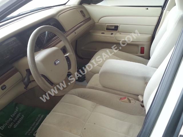 2006 Ford Crown Victoria