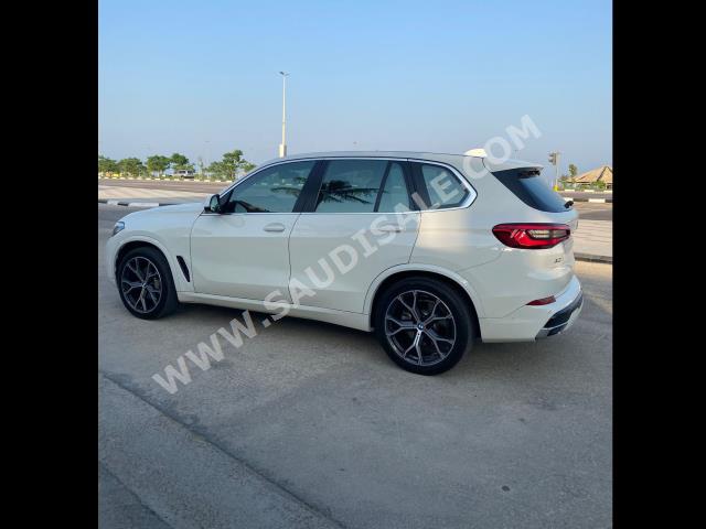 2019 بي ام دبليو الفئة اكس 5