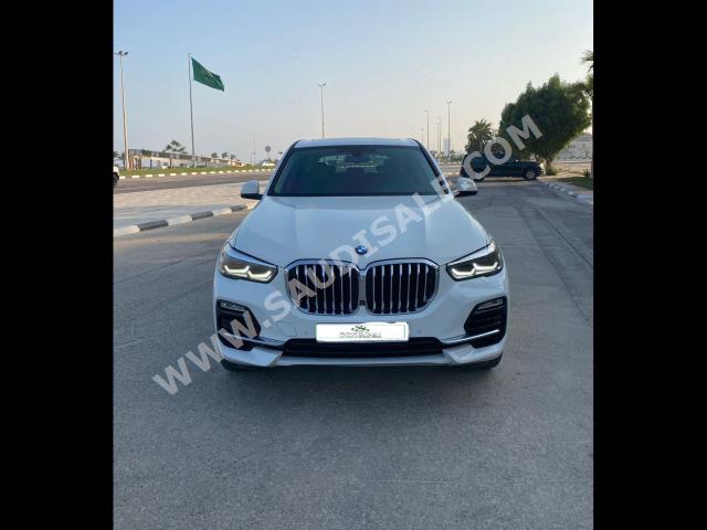 2019 بي ام دبليو الفئة اكس 5