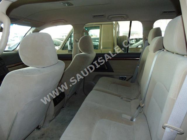 2012 Toyota Land Cruiser GXR