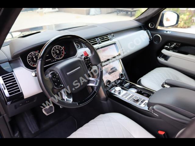 2019 لاند روفر رينج روفر اس في اوتوبيوغرافي