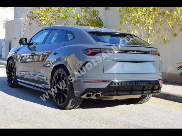 2022 لمبرجيني اوروس