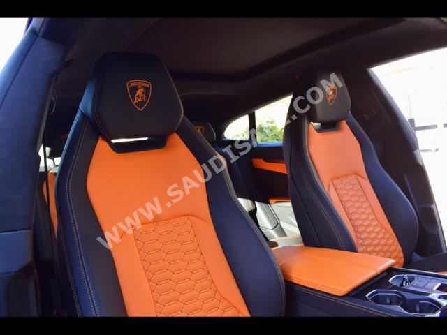 2022 لمبرجيني اوروس