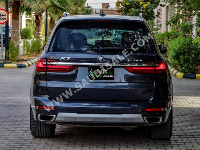 2022 بي ام دبليو الفئة اكس 7