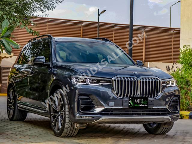 2022 بي ام دبليو الفئة اكس 7