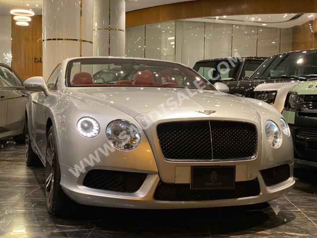 2014 بنتلي كونتيننتل جي تي سي