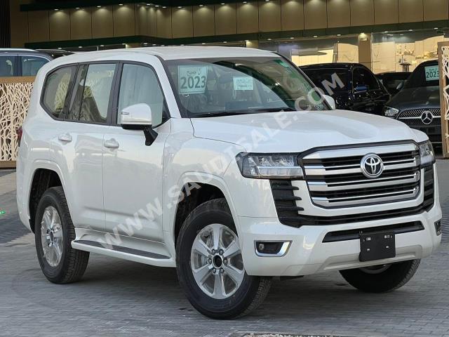 2023 تويوتا لاند كروزر جي اكس ار