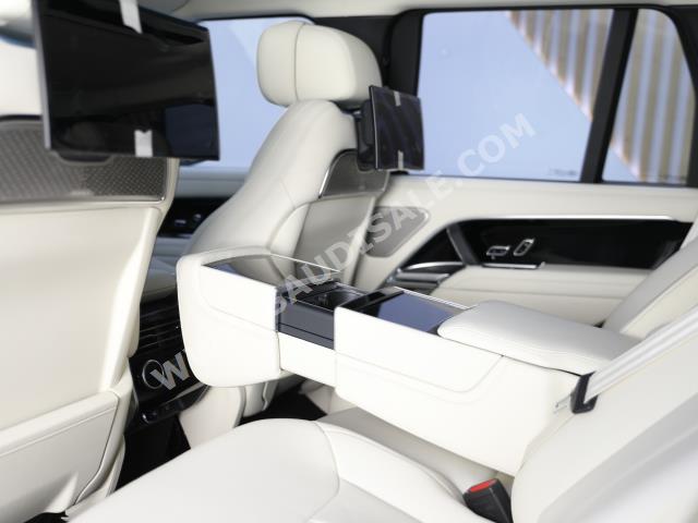 2024 لاند روفر رينج روفر اوتوبيوغرافي