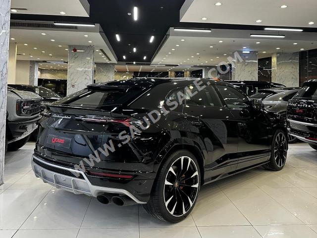 2021 لمبرجيني اوروس