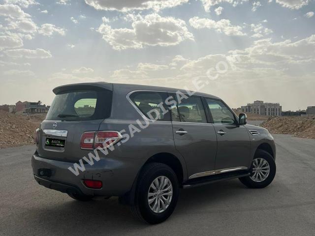 2016 نيسان باترول اس اي