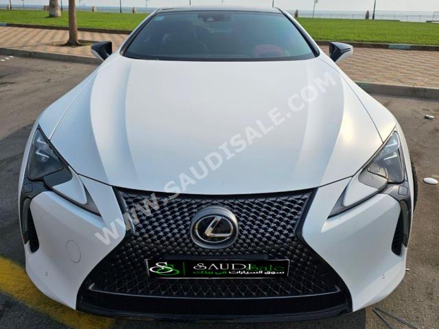 2019 لكزس إل سي 500
