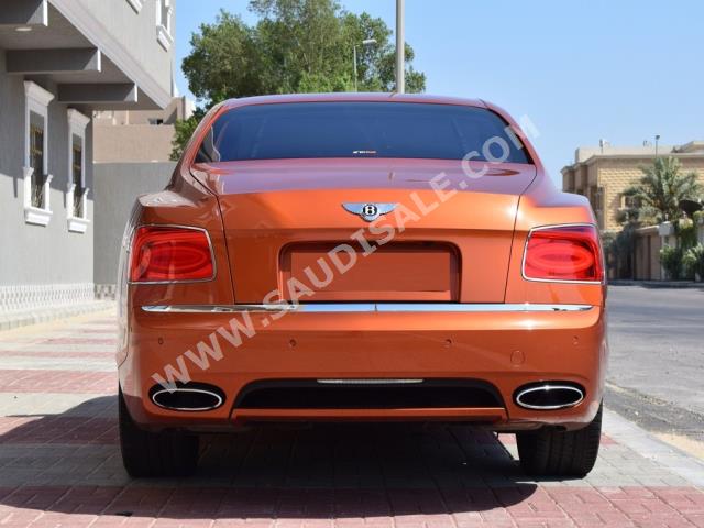 2014 Bentley Continental Flying Spur