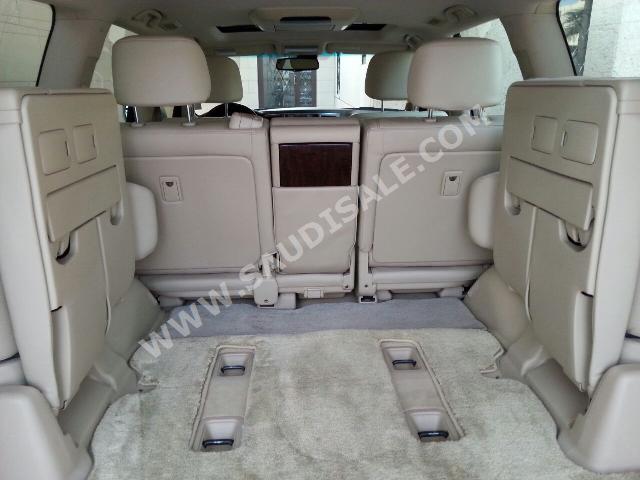 2009 Lexus LX 570