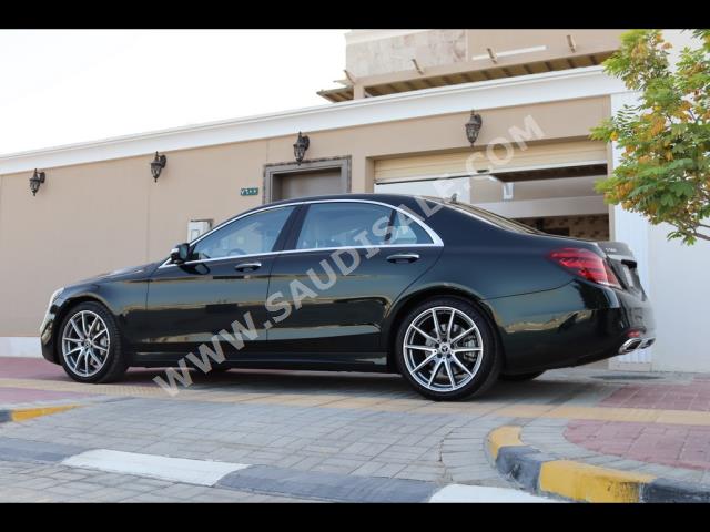 2020 مرسيدس - بنز إس 560