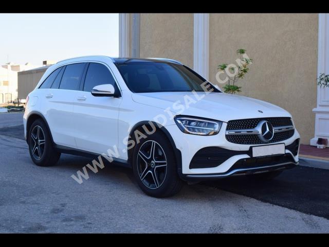 2020 مرسيدس - بنز جي إل سي 300