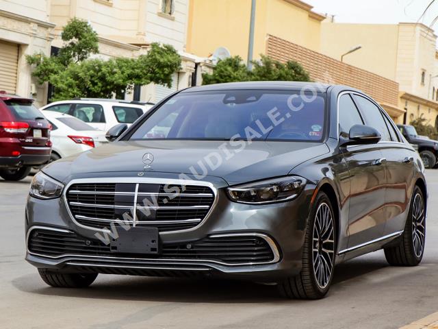 2022 مرسيدس - بنز إس 580