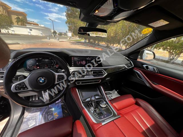 2020 بي ام دبليو الفئة اكس 6 إم 50 أي