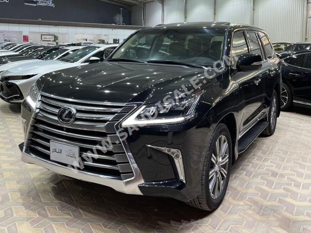 2016 لكزس إل إكس 570 اس